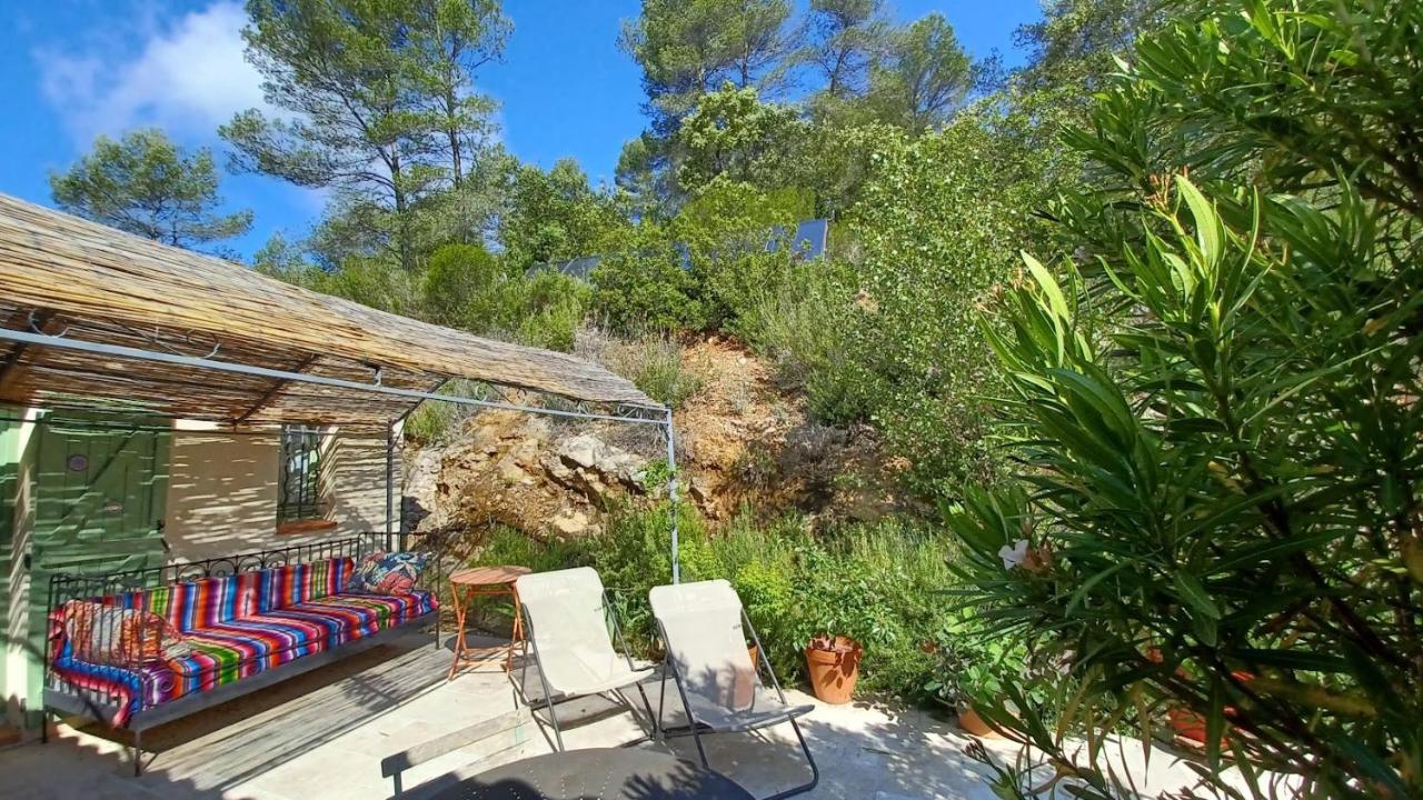 Une Chambre En Provence Correns Bagian luar foto